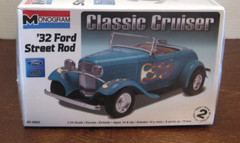 Ford ’32 Street Rod Classic Cruiser 1:24 scale Monogram Kit 85-0882 Sealed