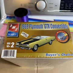 AMT 1969 Plymouth GTX Convertible Kit # 31231 Factory Sealed 1:25
