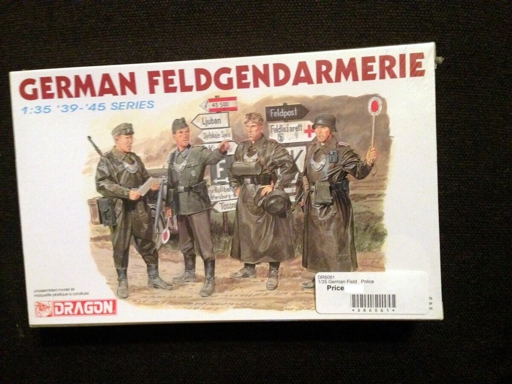 1/35 Dragon 6061 German Feldendarmerie Police Kettenhunde Sealed Model