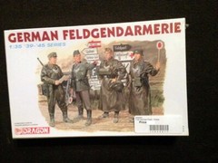 1/35 Dragon 6061 German Feldendarmerie Police Kettenhunde Sealed Model