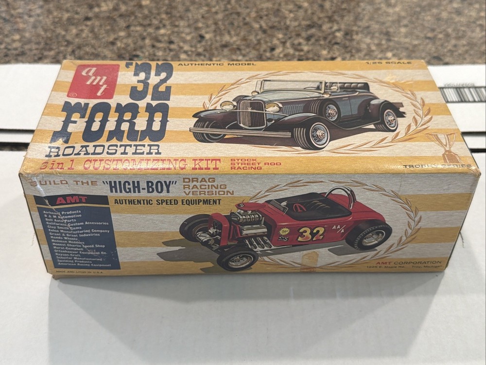 AMT 1932 FORD ROADSTER 3n1 ORIGINAL KIT!! CIRCA 1962! VMCP!