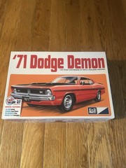 MPC ’71 Dodge Demon Plastic Model Kit Retro Deluxe 1:25 MPC997 Factory Sealed