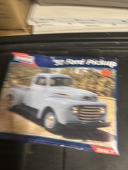 Monogram #2457 1950 Ford Pickup 1/25 Scale Plastic Model Kit