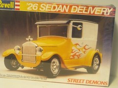 REVELL 1926 FORD MODEL T SEDAN DELIVERY KIT IS NEW FACTORY SEALED 1/25 SCALE