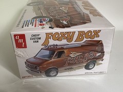AMT Chevy Custom Van Foxy Box Retro Deluxe Plastic Model Kit Sealed Box