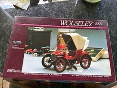 Union 1904 Wolseley 1/16 Scale Model Classic Kit Opened Box