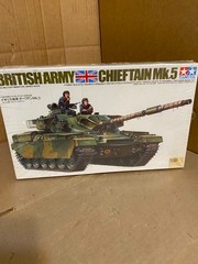 Sealed vtg 70s TAMIYA BRITISH ARMY CHIEFTAIN MK.5 TANK MODEL KIT 1/35 MM168 ww2