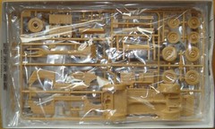 Tamiya 1/35 Kubelwagen Type 82 + Verlinden Kubelwagen Detail Set