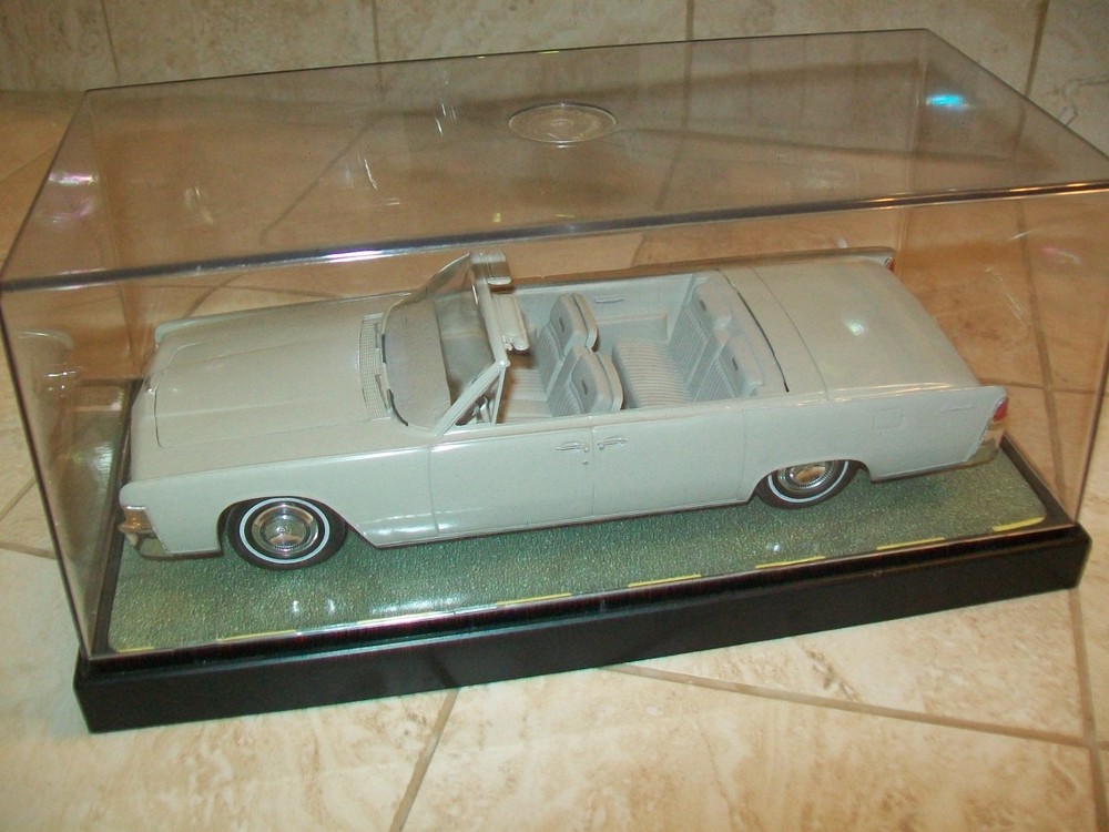 1965 Lincoln Continental Promo Style Model Car 1/25