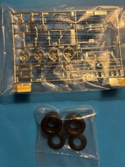 DIRTRACK RACECARS SUPERMODIFIED SPRINTCAR MODEL KIT AMT ERTL 1/25 SCALE NEW LOOK