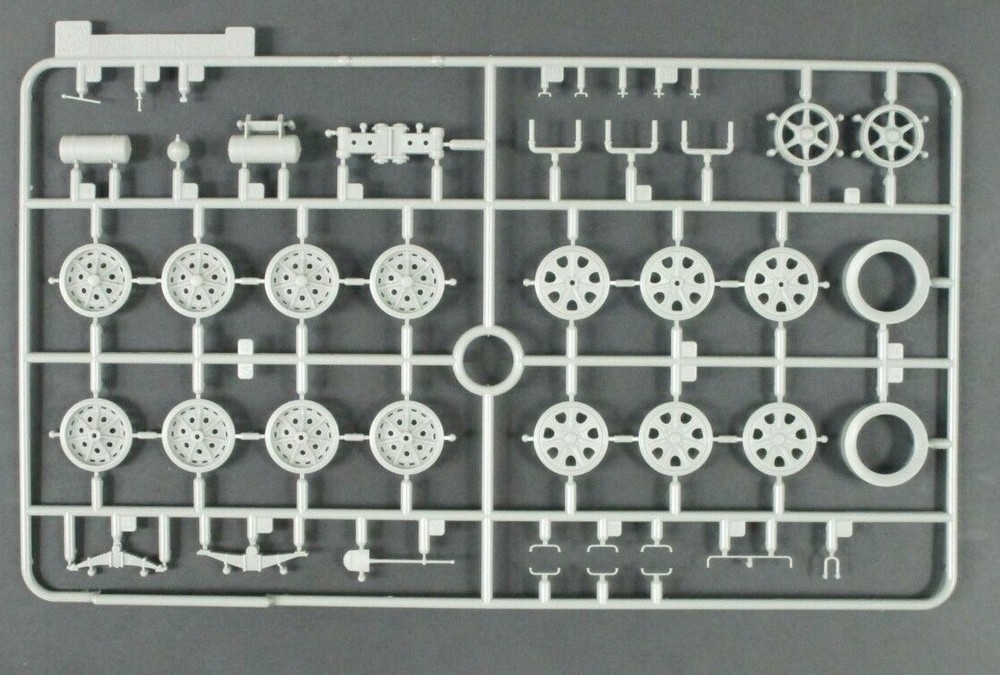 Dragon 1/35th Scale 3.7cm Flak 43 Sd Kfz 7/2 Parts Tree C from Kit No. 6553