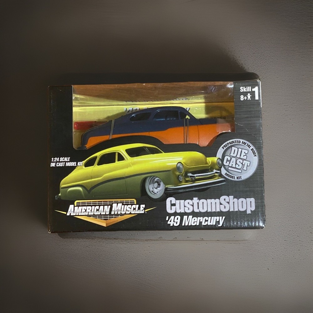 American Muscle Custom Shop ’49 Mercury 1/24 Die-Cast Hot Rod Street Blue/Orange