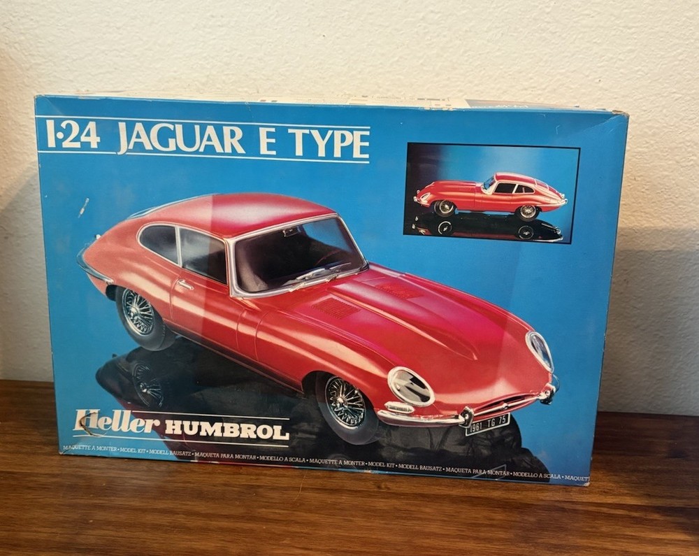 Humbrol Heller 1/24 Model Car Kit – JAGUAR E TYPE – New in Box