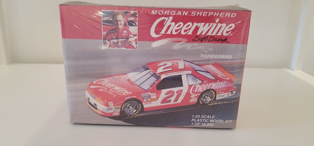 Monogram #21 Morgan Shepherd Cheerwine Soft Drink Thunderbird 1:24 Model #0646