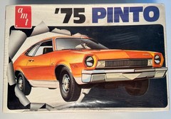 AMT Vintage ’75 Ford Pinto Model Kit T454 1:25 Scale, Sealed (B117)