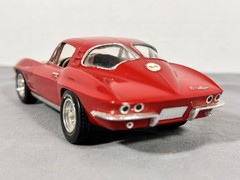 1/24 Scale Nicely Built 1963 Chevrolet CORVETTE Split Window RED Coupe Model Kit