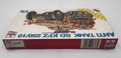 ESCI ERTL 8373 Sd.Kfz. 250/10 German Anti-Tank Vehicle WWII 1:72 Scale Model Kit