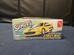 AMT 1/25 1998 Chrysler Concorde Slammers Street Heat Model Kit AMT1227 NEW SEAL