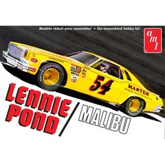 AMT Lennie Pond 1974 Chevy Malibu Stock Car 1/25 AMT1352 Plastics Car/Truck