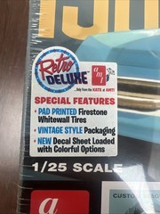 AMT 1965 Bonneville Sport Coupe. 1/25 #AMT1260/12. Customizable Model kit Sealed