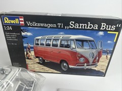Revell Volkswagen T1 Samba Bus 1:24 Scale Plastic Model Kit 07399