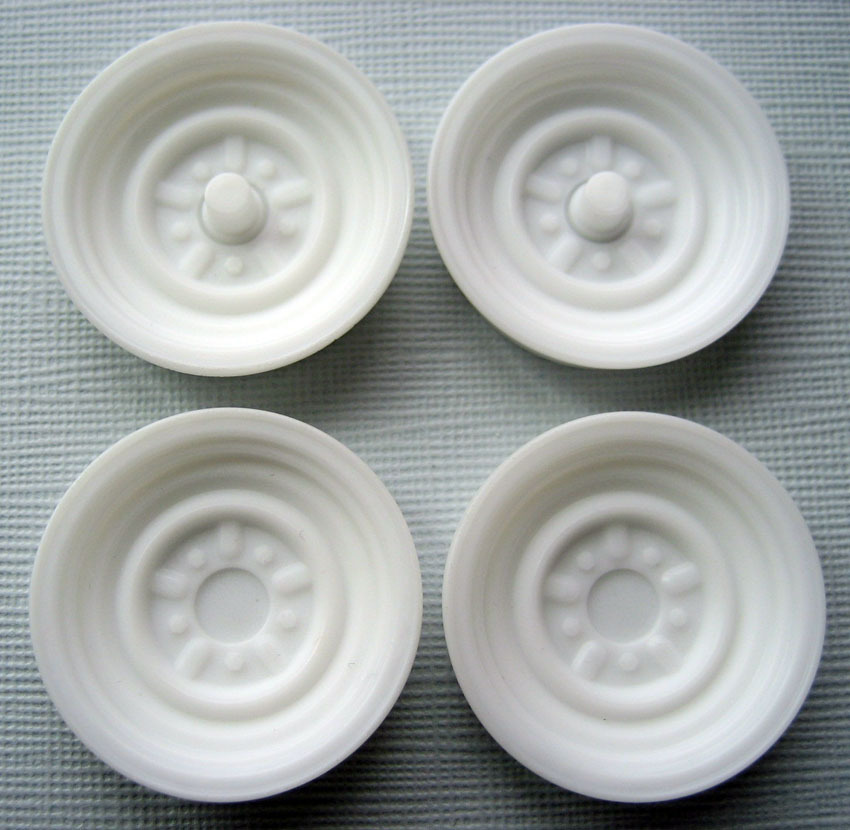 Resin 1/16 Scale 15″ Steel Wheels – Front & Rear Set, Standard Street Depth