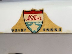 COMO Plastics Promo 1956 Ford/Divco Boyertown MILLER’S Dairy Milk Van 1/25 Grey
