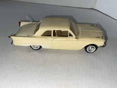 Vintage AMT 1960 Mercury Comet Sedan promo model 1/25 white