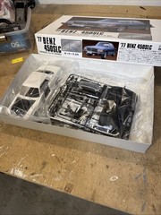 Mercedes Benz 450 SLC 1977 ARII (Micro Ace) 1/24 scale model kit Japan