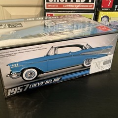 AMT 1957 Chevy Bel Air Model Car Scale 1:25 SEALED