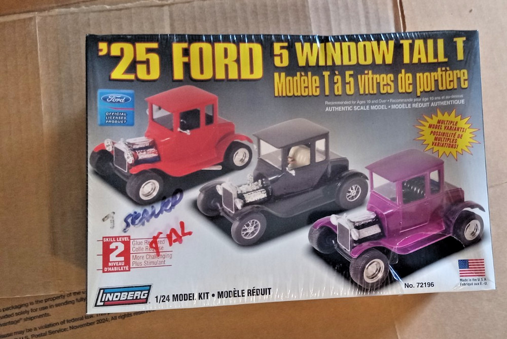 Lindberg 1925 Ford 5 Window Tall T 1/24 scale Factory Sealed