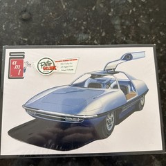 Piranha Super Spy Car – AMT Model Kit 1/25 Sealed Box