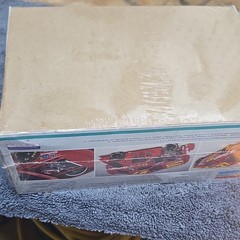 Lot Of 2 – Monogram Model Cars Skill 1 & 2. NASCAR 1:24 & 1:32 Ford Thunderbird