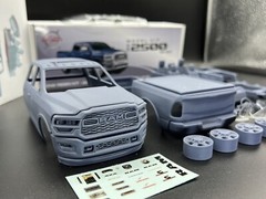 1:25 RAM 2500 5th Gen 2019 Resin Model Kit Clear Parts Rubber Tires and Decals