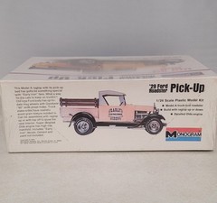 Sealed 1974 Monogram USA 1/24 Model Kit ’29 1929 Ford Roadster Pick-Up Truck NIB