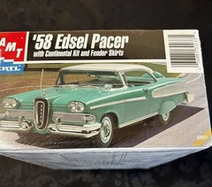 Sealed AMT Ertl 1958 Edsel Pacer 1:25 Classic Car Model Kit