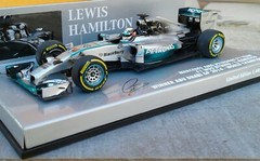 1/43 MINICHAMPS MERCEDES AMG PETRONAS F1 Team Hamilton,world champion2014 !!