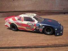 Vintage Dale Earnhardt GM Goodwrench Atlanta 100 Olympic NASCAR Built Model Kit