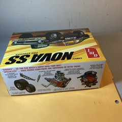 AMT 72 Chevy Nova SS 1:25 Scale Plastic Model Kit