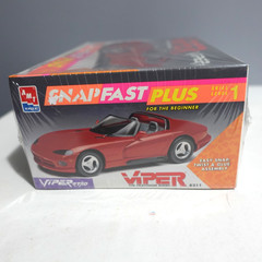 AMT Model Kit Dodge Viper RT/10 SnapFast Plus 1:25 Scale SEALED BOX