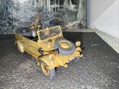 BUILT 1/35 TAMIYA German TYPE 82 KUBELWAGEN W/MG34 2 SS Figs Weathered NICE!!