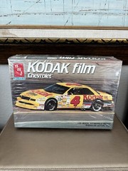 New Chevrolet Kodak Film Model Kit # 6727 Scale 1:25 AMT Sealed Box