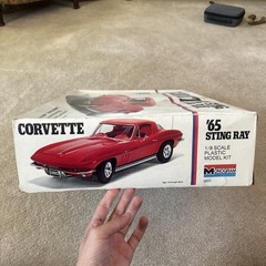 Monogram Car Model Kit 1965 ’65 Corvette Sting Ray Stingray 1/8 Scale Red 2600