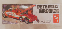 AMT Peterbilt Wrecker Tow Truck Plastic Model Kit Unassembled Red/White / Sealed
