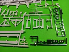 F-2 Tandem Suspension Front Support Legs 1/25 Fruehauf Van Trailer AMT Tractor