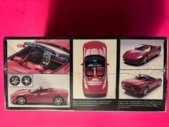 2009 CHEVY CORVETTE C6 CONVERTIBLE MODEL KIT REVELL SNAPTITE 1/25 SCALE NEW!!!
