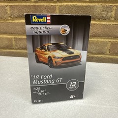 Revell ‘18 Ford Mustang Gt 13 Part Easy Click Model Kit