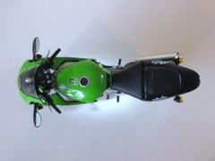 MiniChamps Kawasaki Ninja ZX9R 1/12 Motorcycle from Japan