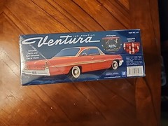 1961 Pontiac Ventura 1:25 scale. Moebius model car kit # 1211.