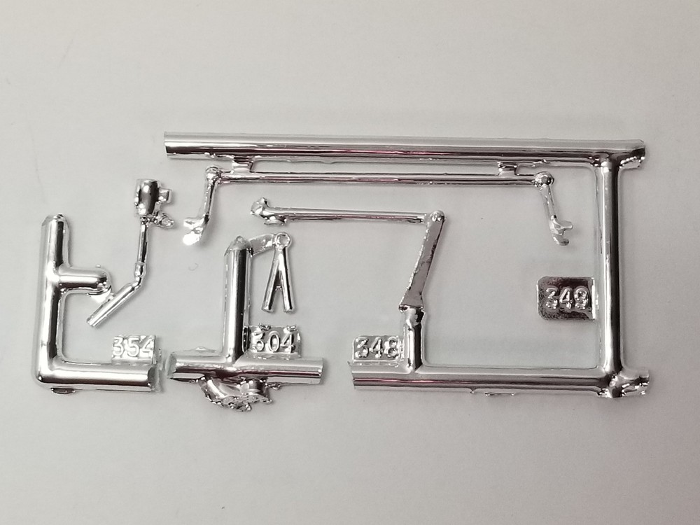 1933 Willys GASSER STEERING PARTS from AMT 1:25 Model Kit 33